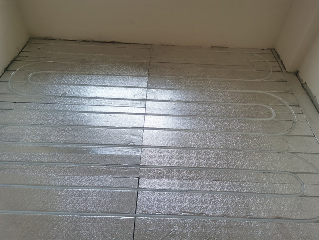 預置溝槽鋁板地暖模塊